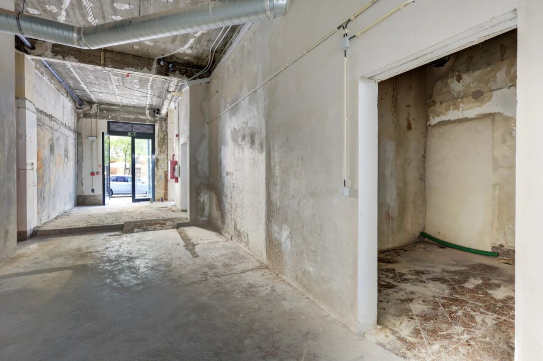 Loja para Arrendamento em Avenidas Novas Foto 10