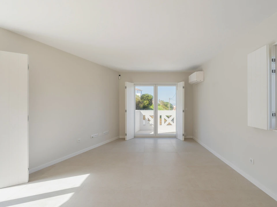 Moradia T2 para Venda em Colares Foto 7