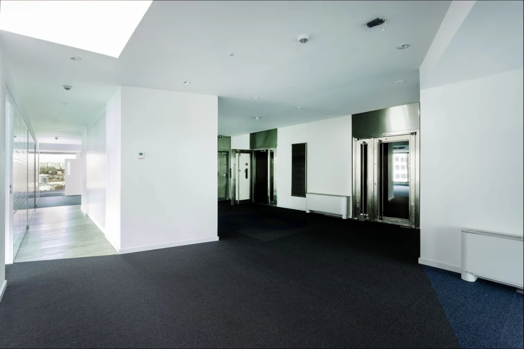 Escritório para Arrendamento em Campolide Foto 17