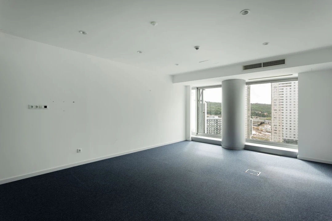 Escritório para Arrendamento em Campolide Foto 19