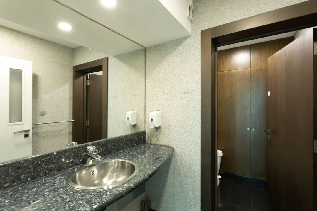 Escritório para Arrendamento em Campolide Foto 24