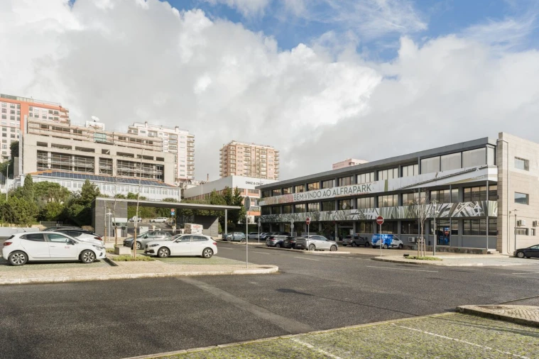 Escritório para Arrendamento em Alfragide Foto 20