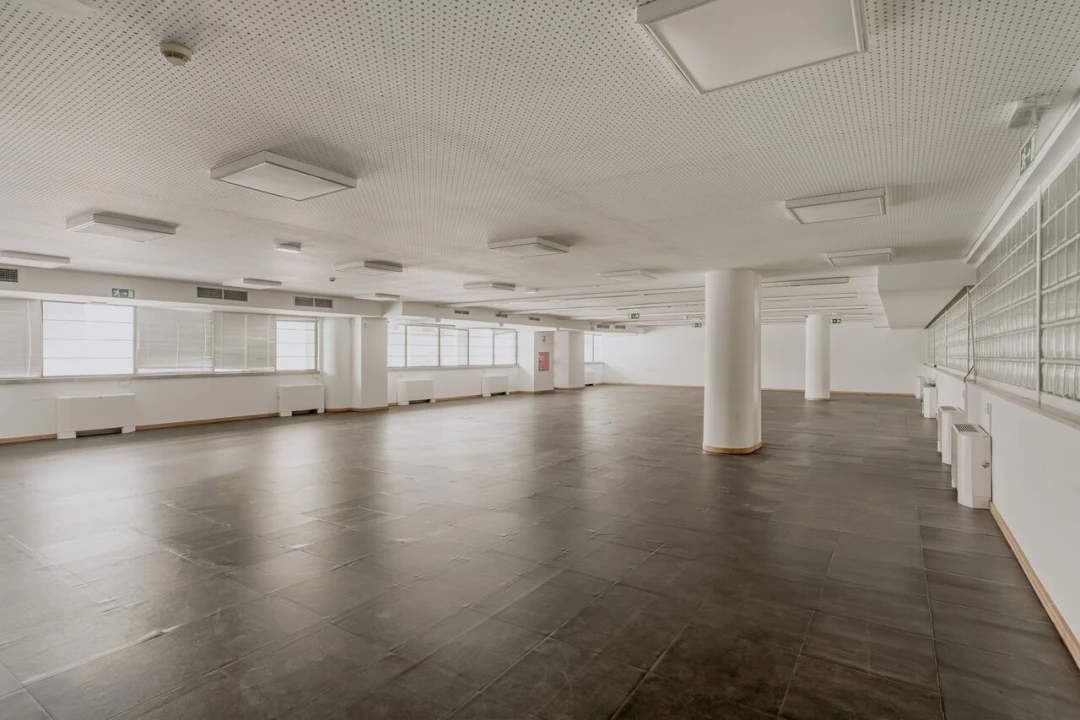 Escritório para Arrendamento em Lumiar Foto 5