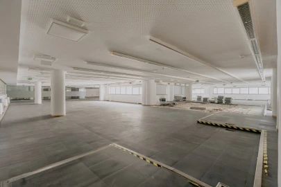 Escritório para Arrendamento em Lumiar