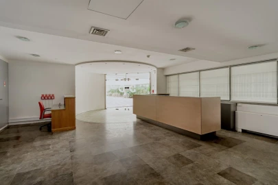 Escritório para Arrendamento em Lumiar