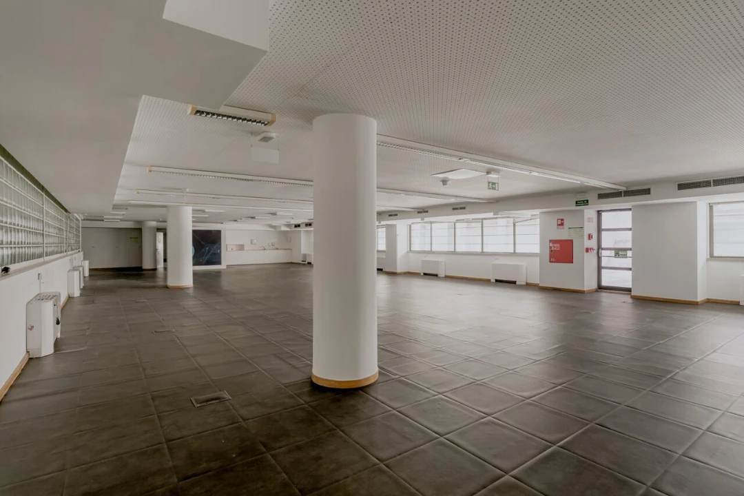 Escritório para Arrendamento em Lumiar Foto 11