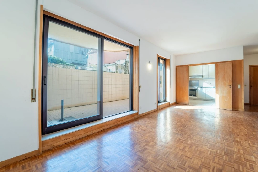 Apartamento T1 para Venda em Aldoar, Foz do Douro e Nevogilde Foto 7