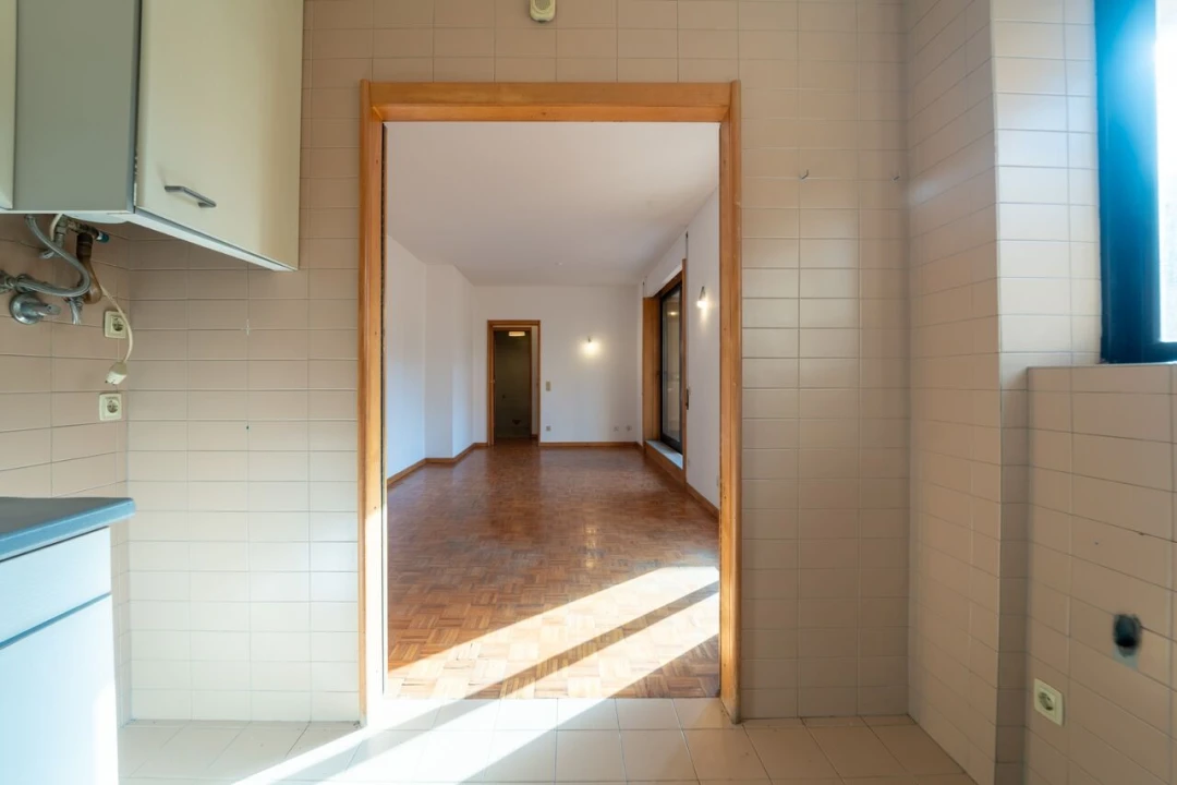 Apartamento T1 para Venda em Aldoar, Foz do Douro e Nevogilde Foto 9