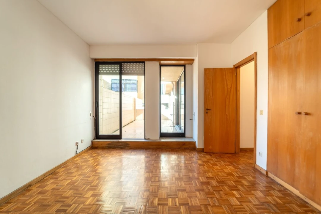 Apartamento T1 para Venda em Aldoar, Foz do Douro e Nevogilde Foto 18