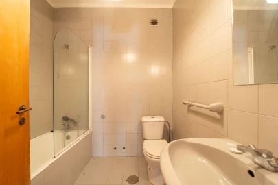Apartamento T1 para Venda em Aldoar, Foz do Douro e Nevogilde