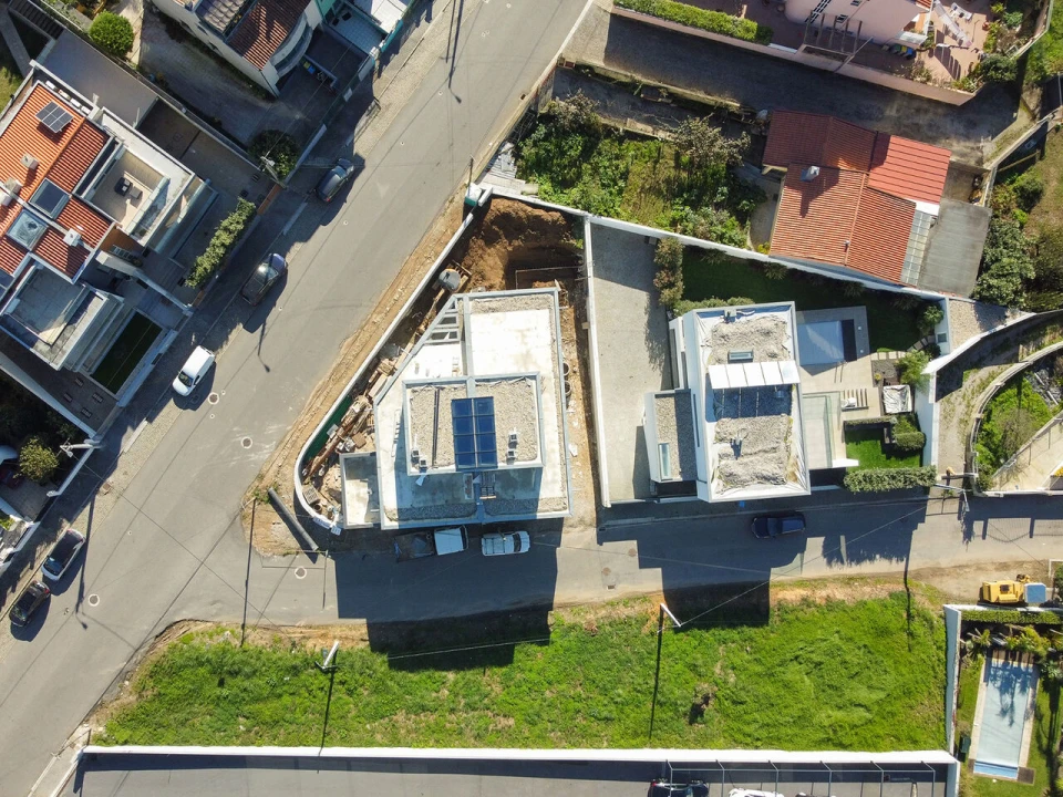 Moradia T5 para Venda em Madalena Foto 3