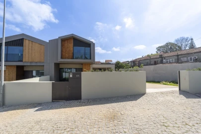 Moradia T4 para Venda em Canidelo