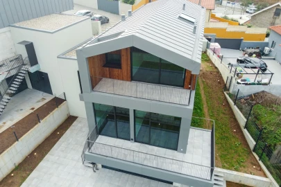 Moradia T4 para Venda em Canidelo