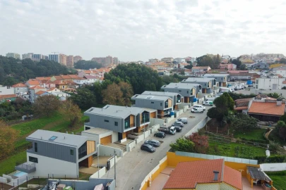 Moradia T4 para Venda em Canidelo