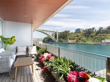 Apartamento T3 para Venda em Lordelo do Ouro e Massarelos
