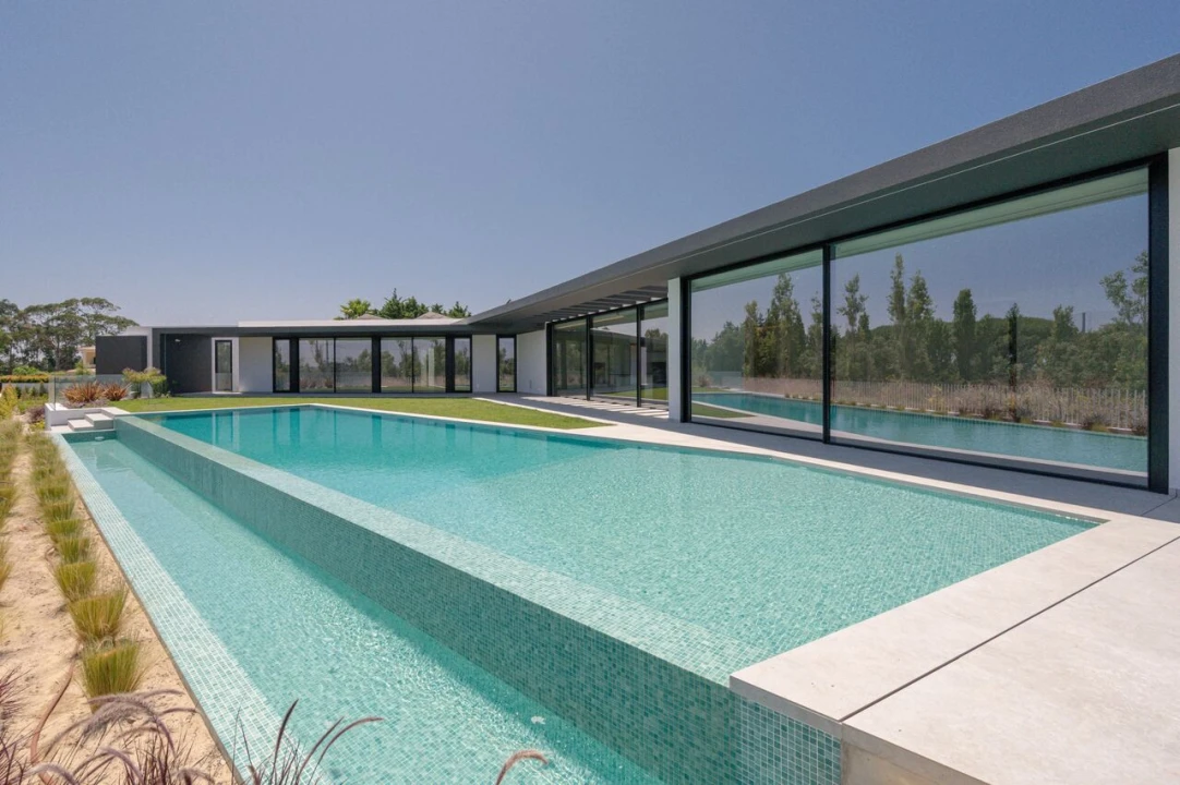 Moradia T5 para Venda em Santa Maria e São Miguel, São Martinho, São Pedro Penaferrim Foto 1