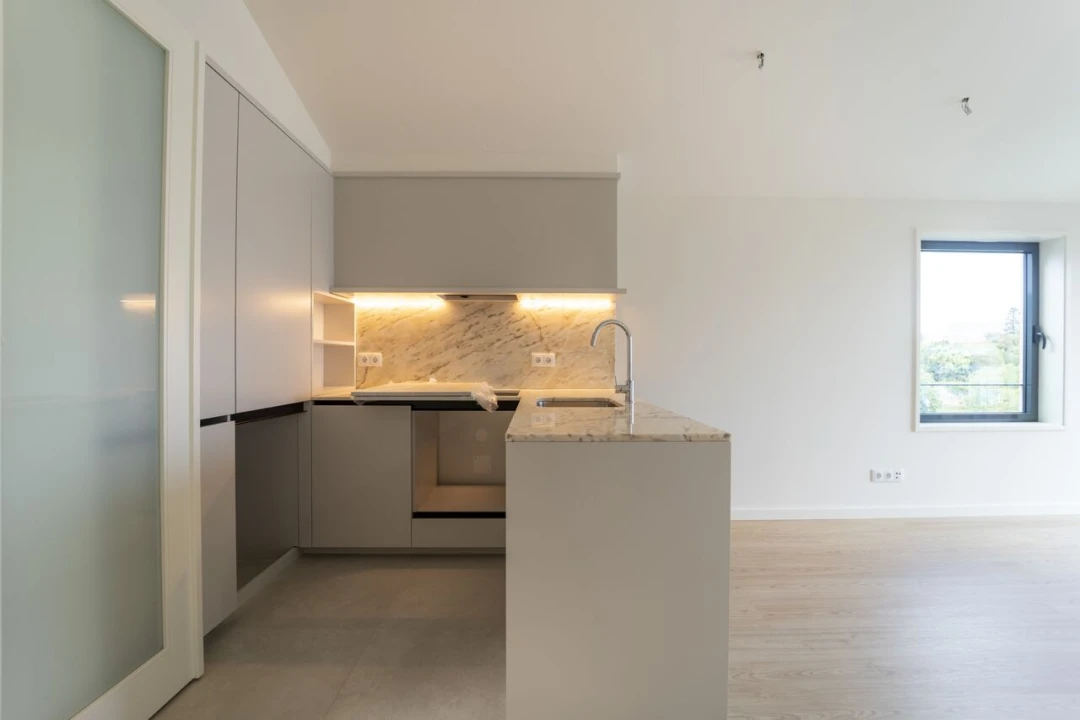 Apartamento T2 para Venda em Cedofeita, Santo Ildefonso, Sé, Miragaia, São Nicolau e Vitória Foto 4