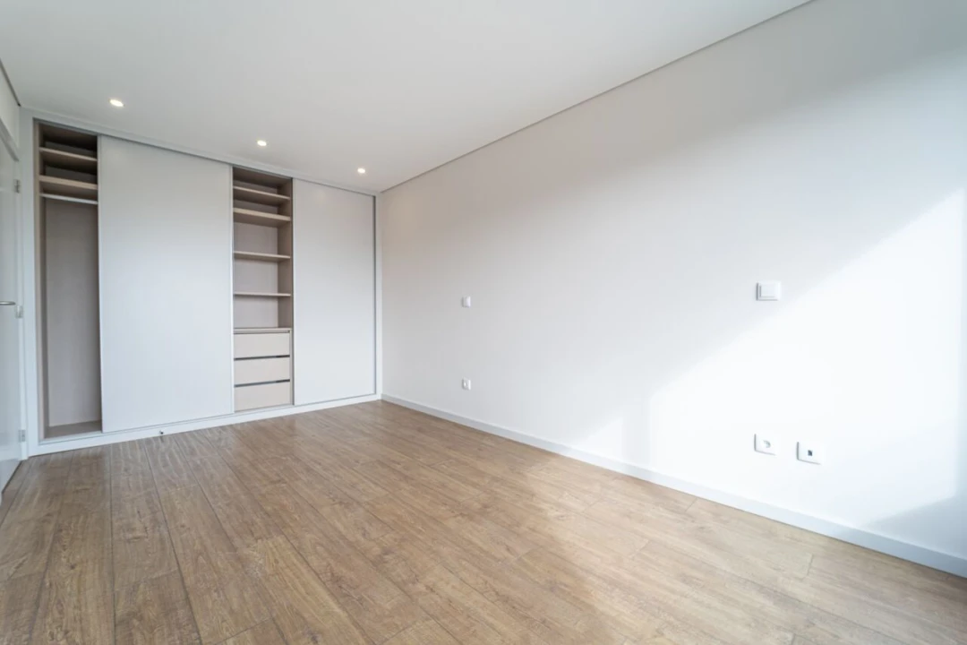 Apartamento T3 para Venda em Cedofeita, Santo Ildefonso, Sé, Miragaia, São Nicolau e Vitória Foto 17