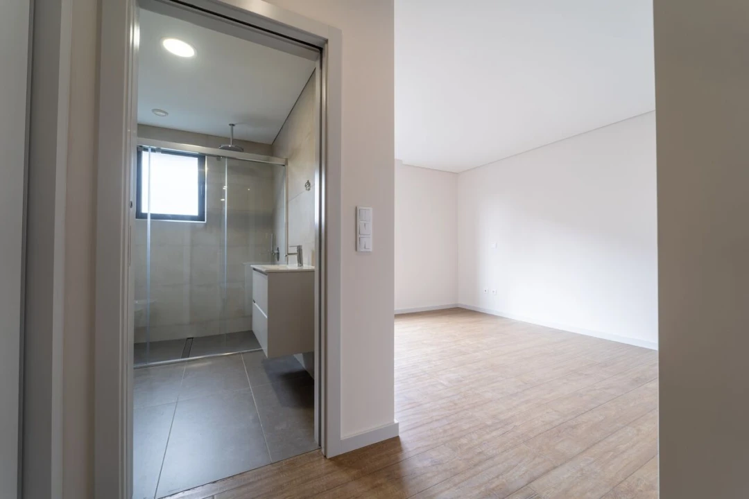 Apartamento T3 para Venda em Cedofeita, Santo Ildefonso, Sé, Miragaia, São Nicolau e Vitória Foto 33