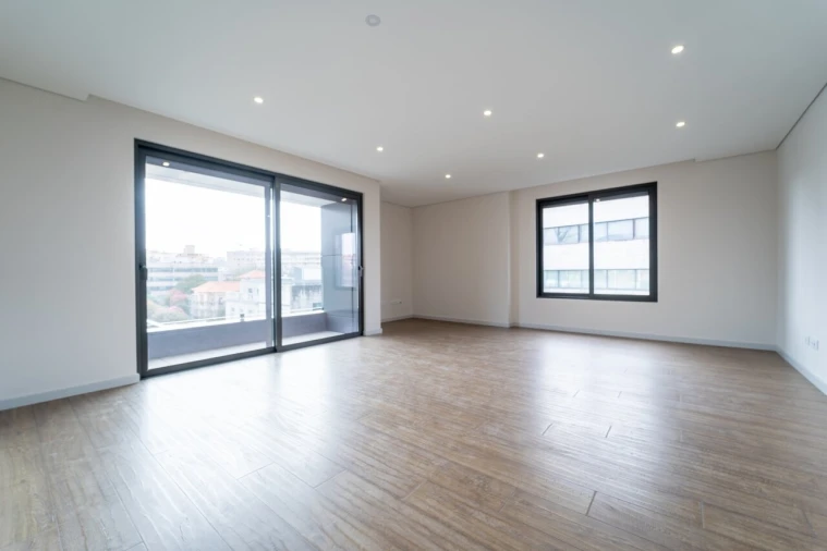 Apartamento T3 para Venda em Cedofeita, Santo Ildefonso, Sé, Miragaia, São Nicolau e Vitória Foto 3