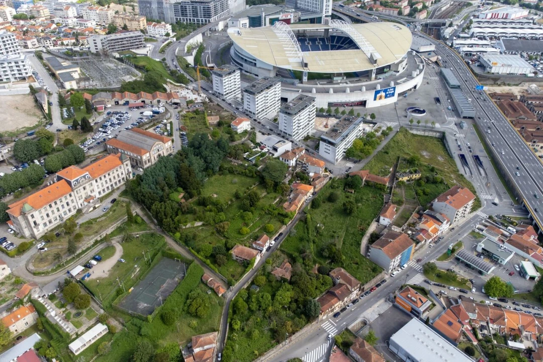 Apartamento T2 para Venda em Campanhã Foto 29
