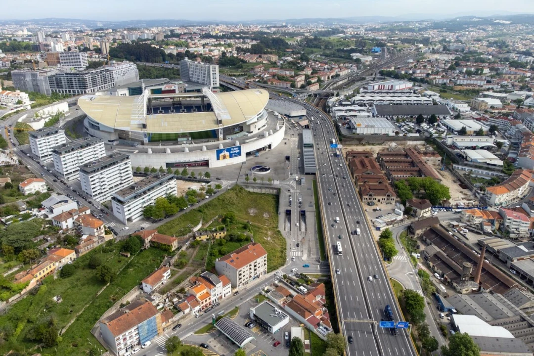 Apartamento T2 para Venda em Campanhã Foto 33