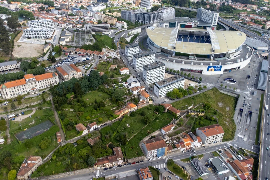 Apartamento T3 para Venda em Campanhã Foto 30