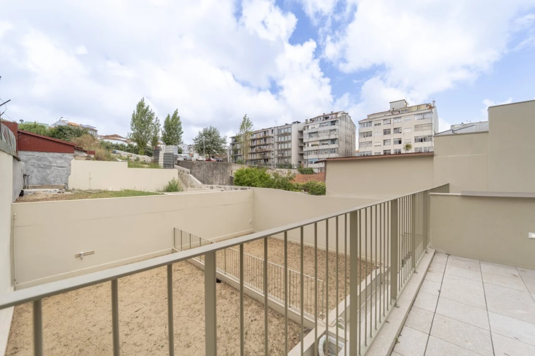 Apartamento T2 para Venda em Bonfim Foto 30