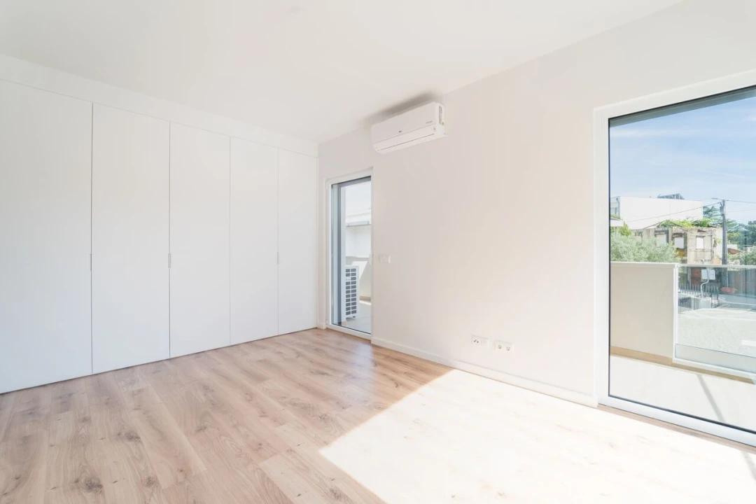 Apartamento T2 para Venda em Ramalde Foto 5
