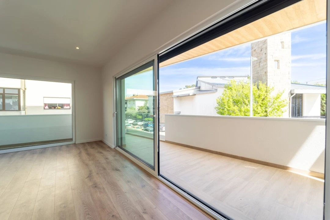 Apartamento T2 para Venda em Ramalde Foto 29