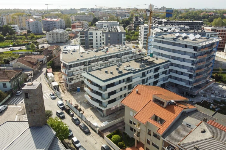Apartamento T2 para Venda em Ramalde Foto 46