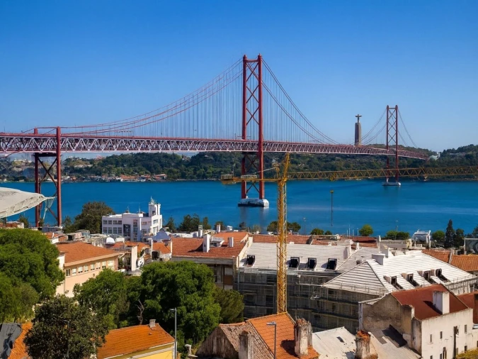 Moradia T5 para Venda em Alcantara Foto 2