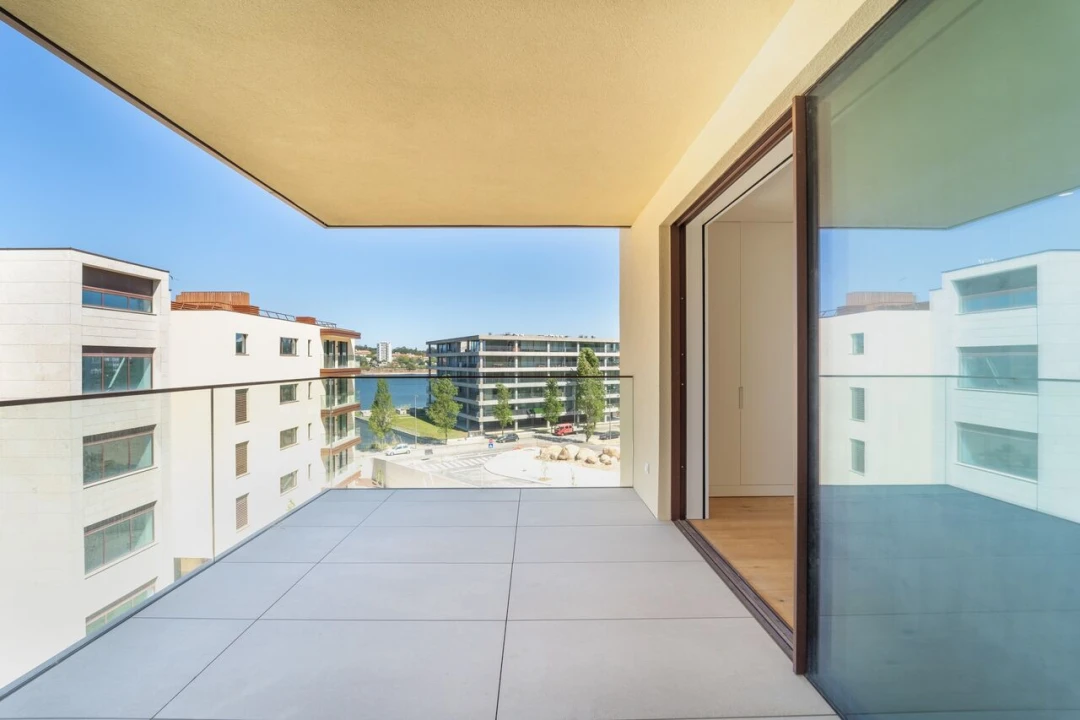 Apartamento T2 para Venda em Canidelo Foto 2