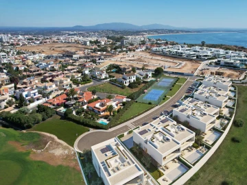 Moradia T4 para Venda em Lagos (São Sebastião e Santa Maria)