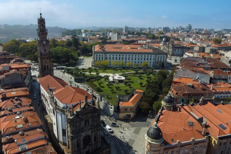 Apartamento T3 para Venda em Lordelo do Ouro e Massarelos Foto 10