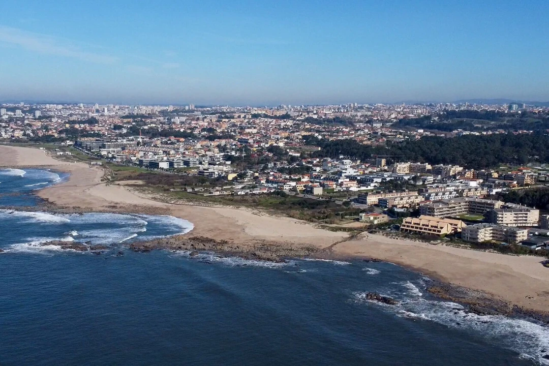 Moradia T4 para Venda em Madalena Foto 19