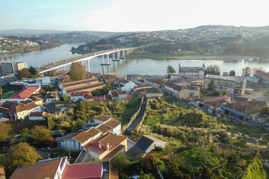Apartamento T2 para Venda em Ramalde Foto 18