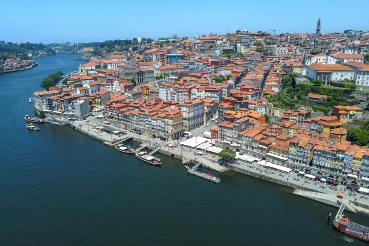 Apartamento T2 para Venda em Ramalde Foto 19