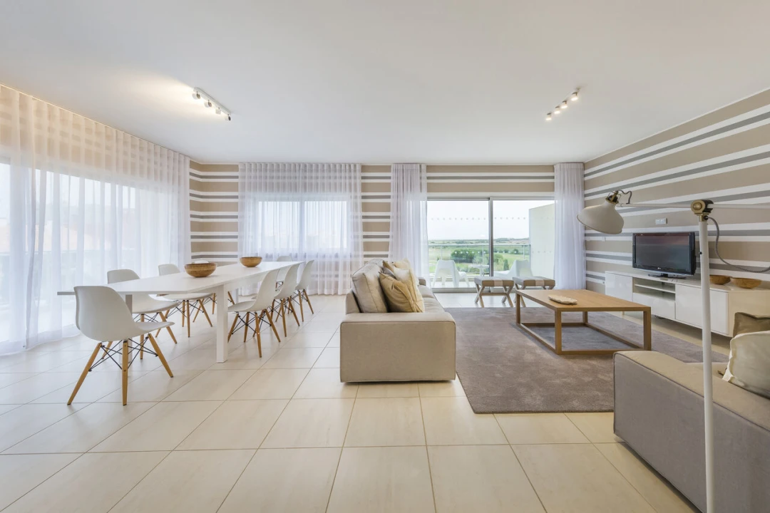 Apartamento T2 para Venda em Quarteira Foto 6