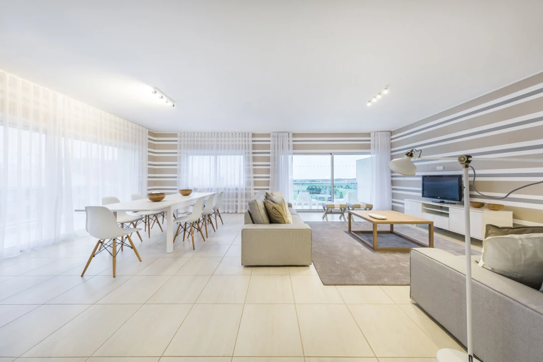 Apartamento T2 para Venda em Quarteira Foto 27