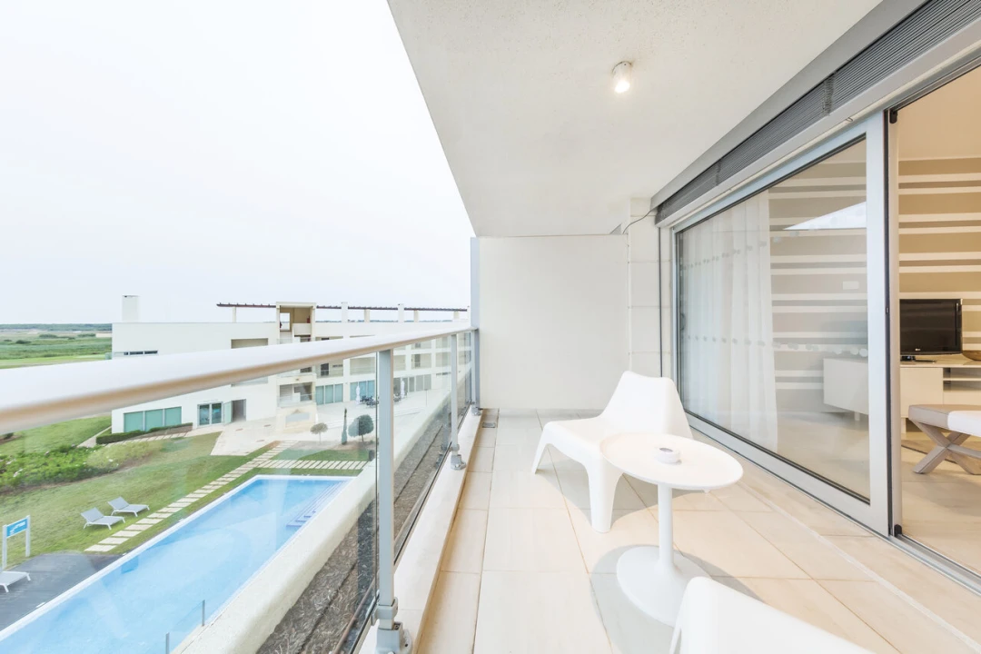 Apartamento T2 para Venda em Quarteira Foto 59