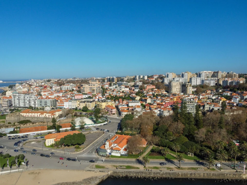 Apartamento T2 para Venda em Lordelo do Ouro e Massarelos Foto 13