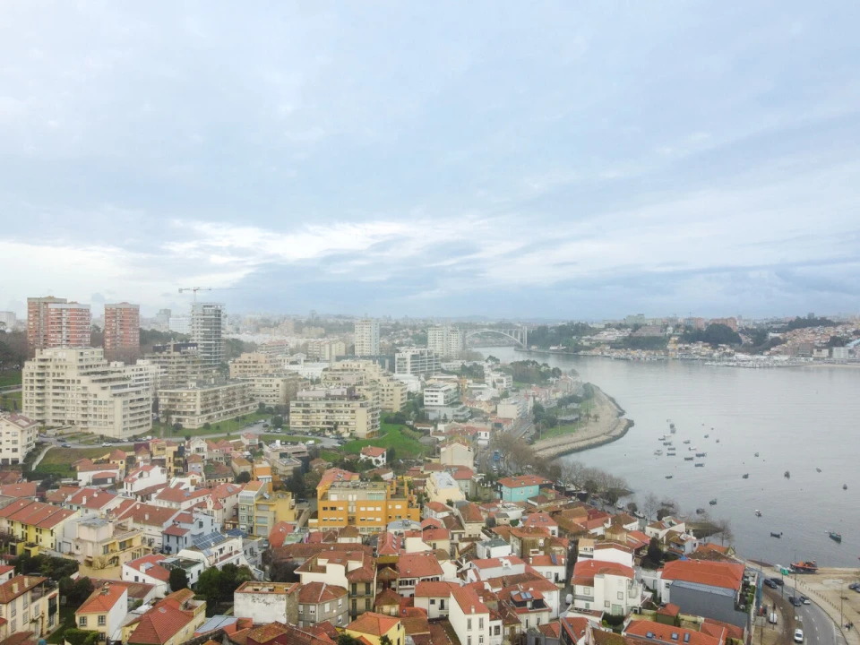 Apartamento T2 para Venda em Lordelo do Ouro e Massarelos Foto 16