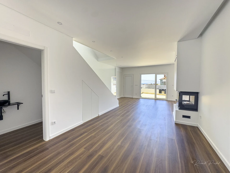 Moradia T2 para Venda em Santo Isidoro Foto 7