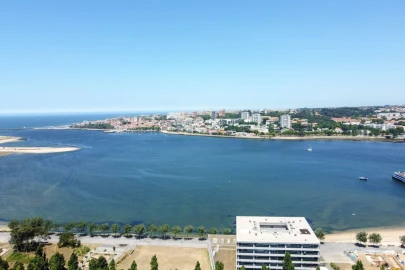 Apartamento T5 para Venda em Canidelo