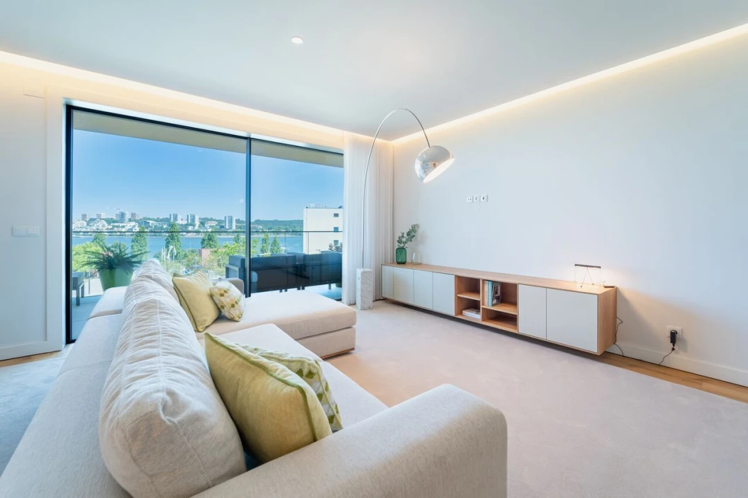 Apartamento T4 para Venda em Canidelo Foto 1