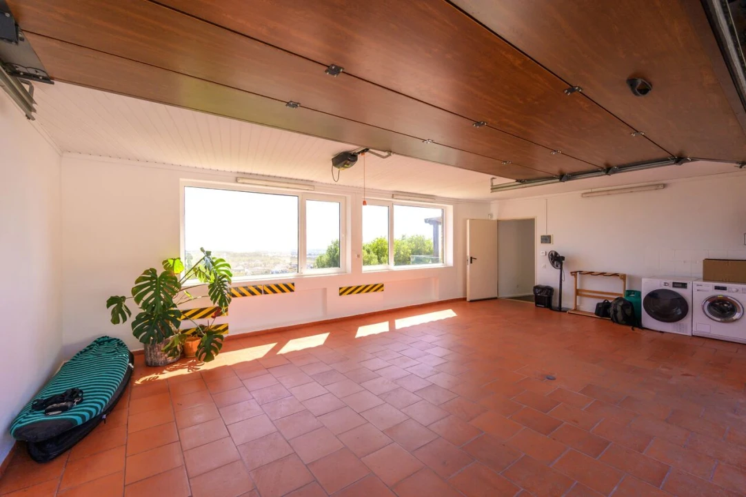 Moradia T5 para Venda em Alcabideche Foto 60