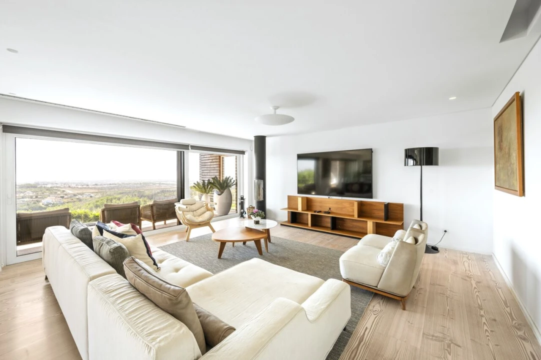 Moradia T5 para Venda em Alcabideche Foto 6