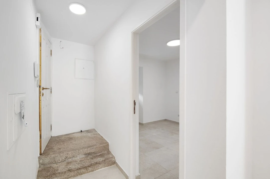 Apartamento T1 para Venda em São Vicente Foto 15