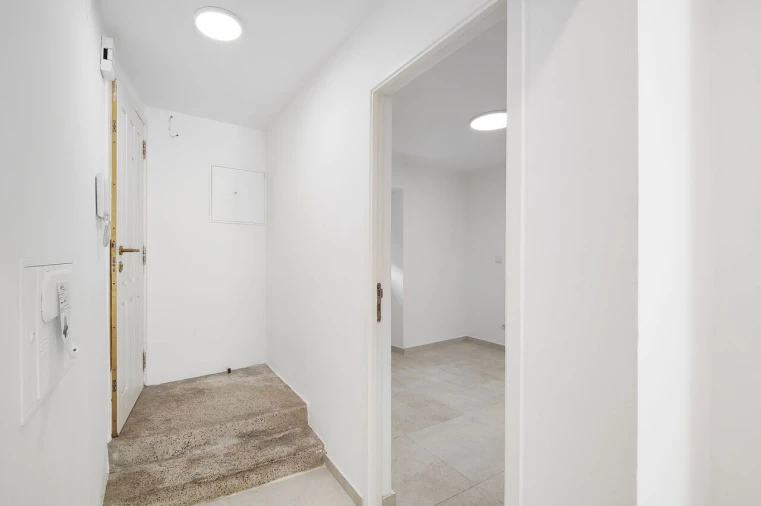 Apartamento T1 para Venda em São Vicente Foto 15